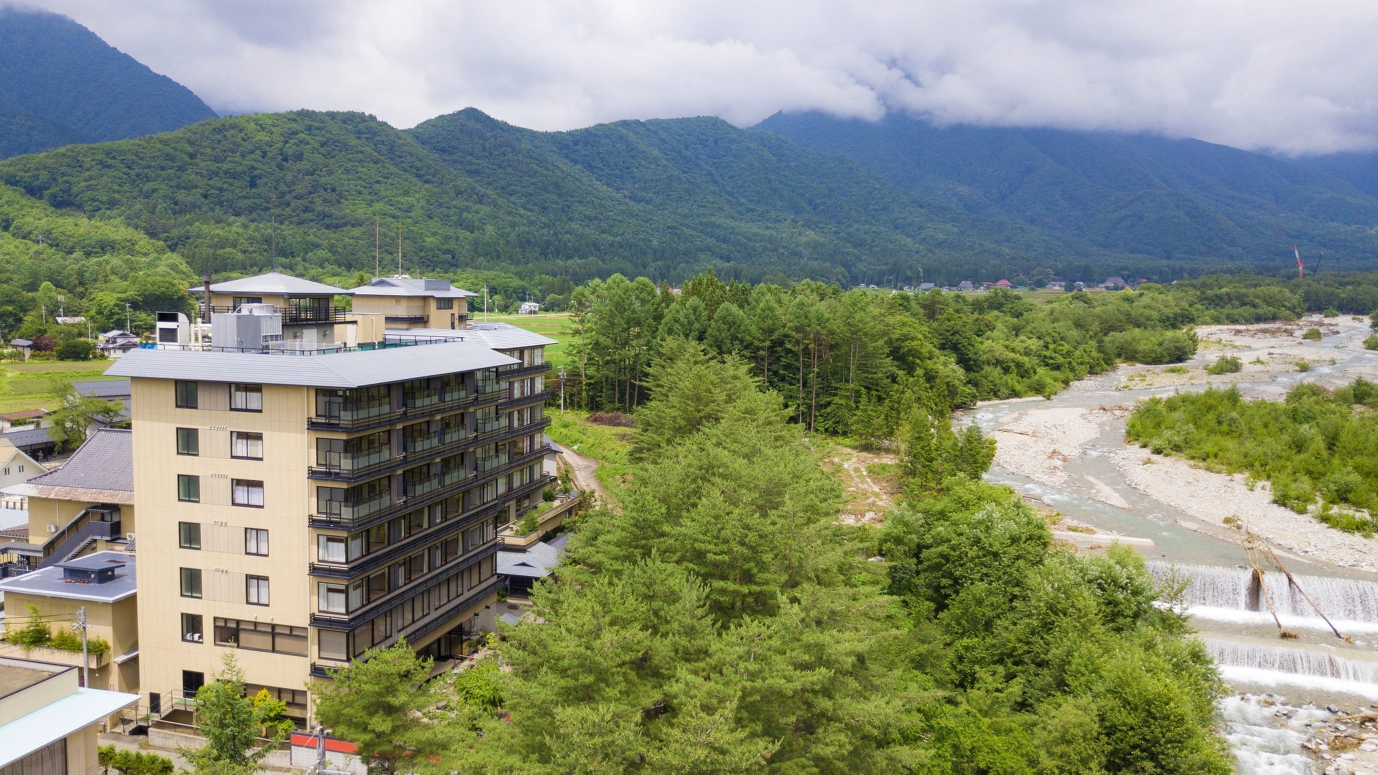 職場の様子 2