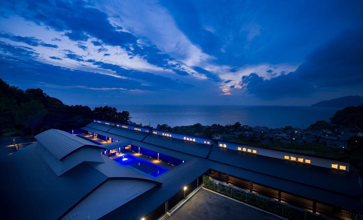 世界遺産 富士山を望む宿 富岳群青 - 画像 3