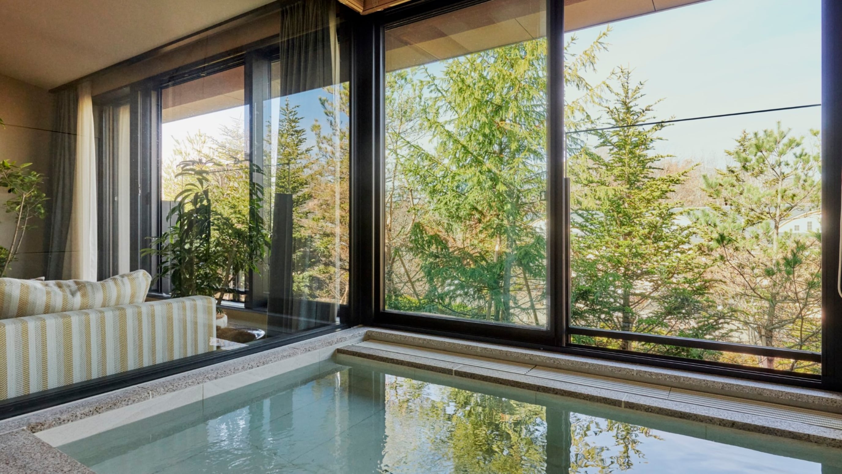 ふふ 軽井沢 陽光の風 - 画像 9